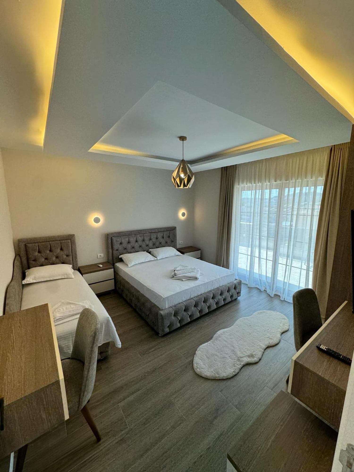 Apart Hotel Llolla Ulcinj Extérieur photo
