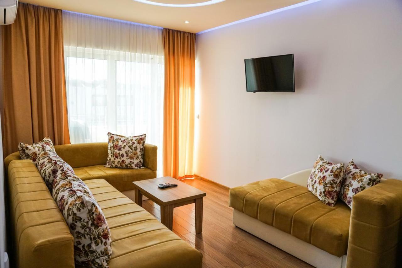 Apart Hotel Llolla Ulcinj Extérieur photo